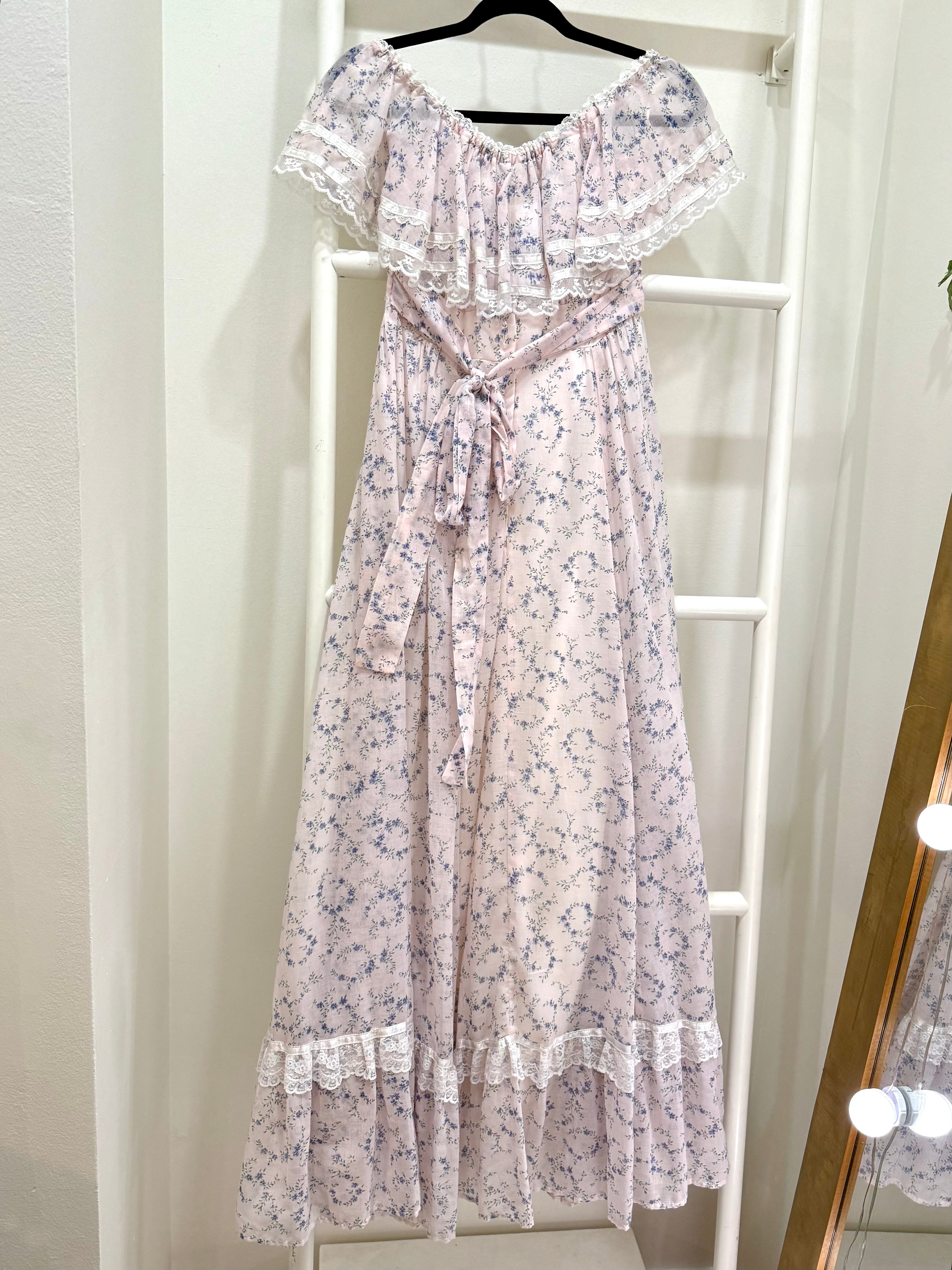 1970s Gunne Sax Pink Floral Off-Shoulder Maxi Dress