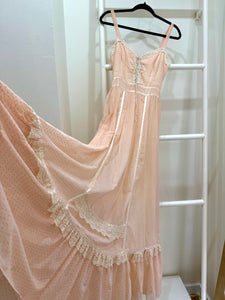 1970s Unlabelled Gunne Sax Peach Textured Bow Print Maxi Sun Dress