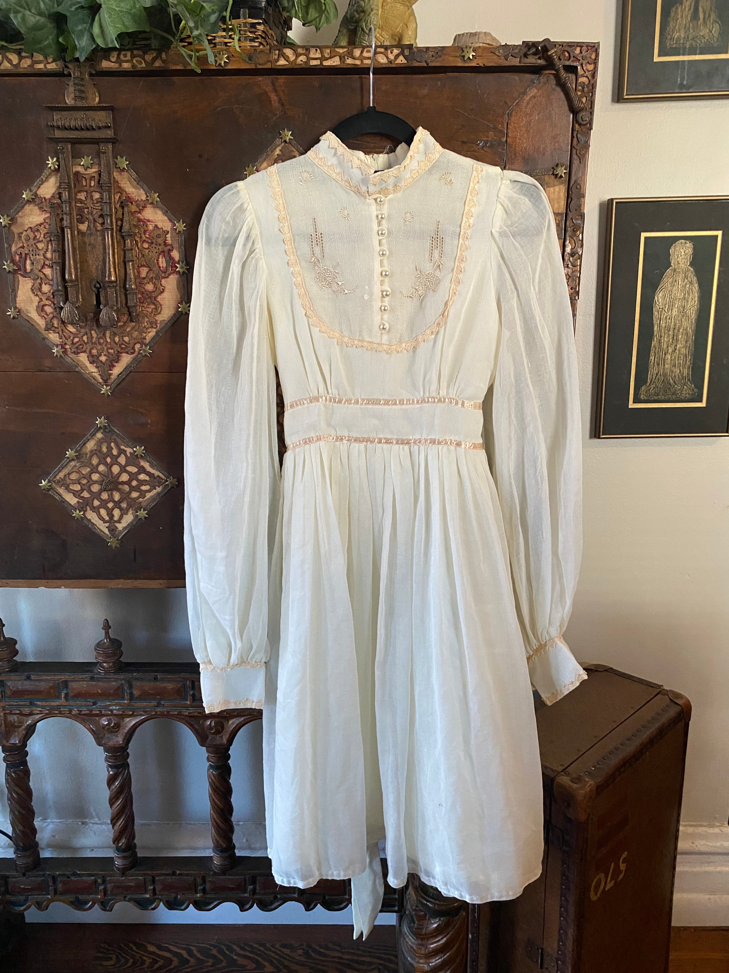 1970s Gunne Sax Cream Embroidered Balloon Sleeve Midi Dress