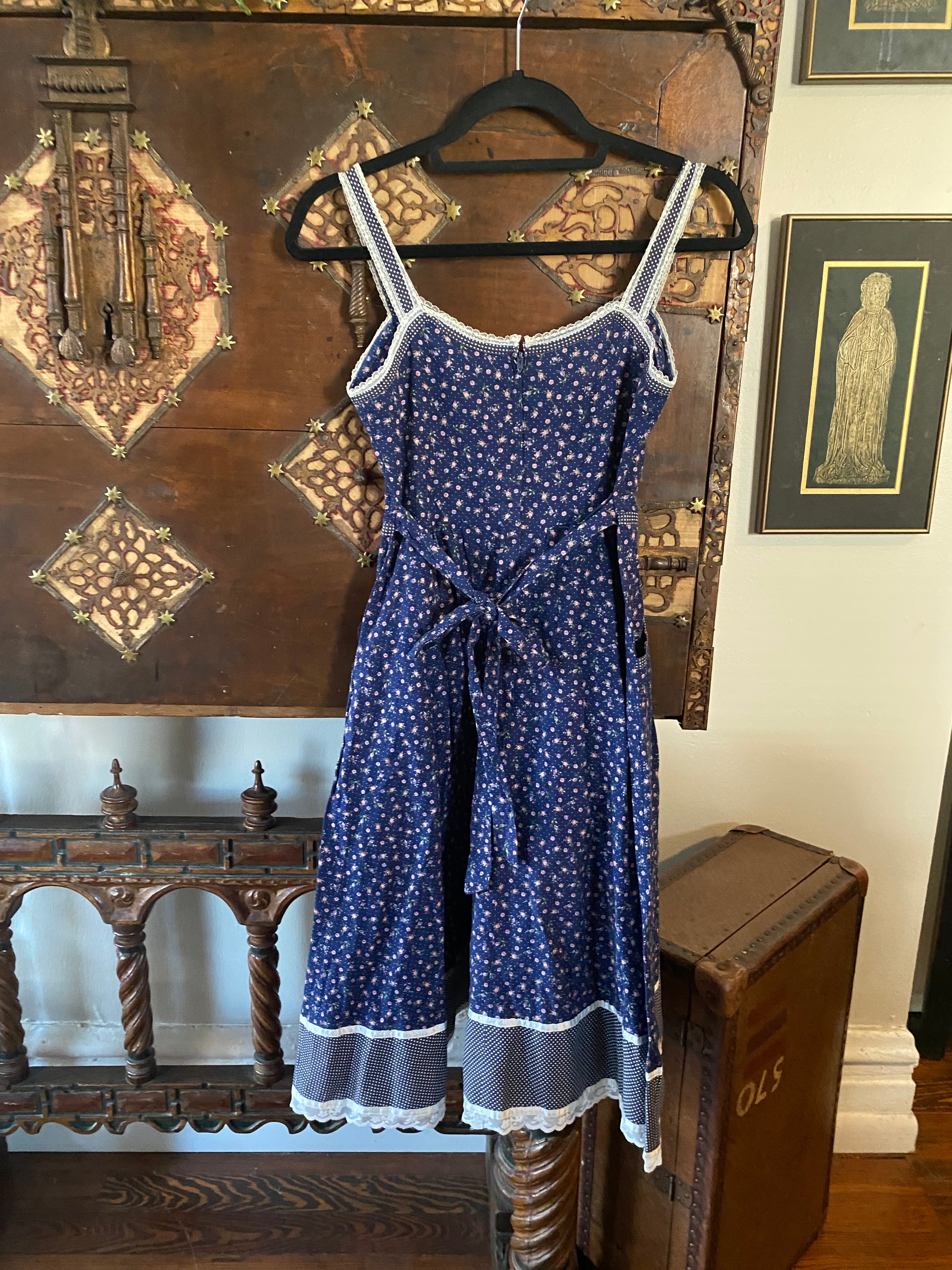 1970s Gunne Sax Navy Calico Midi Sun Dress