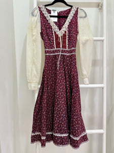 1970s Gunne Sax Burgundy Calico Midi Dress