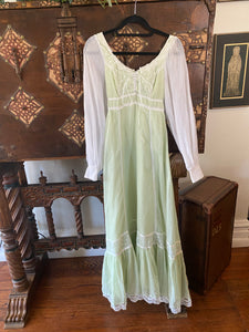 1970s Gunne Sax Green Balloon Sleeve Maxi Dress