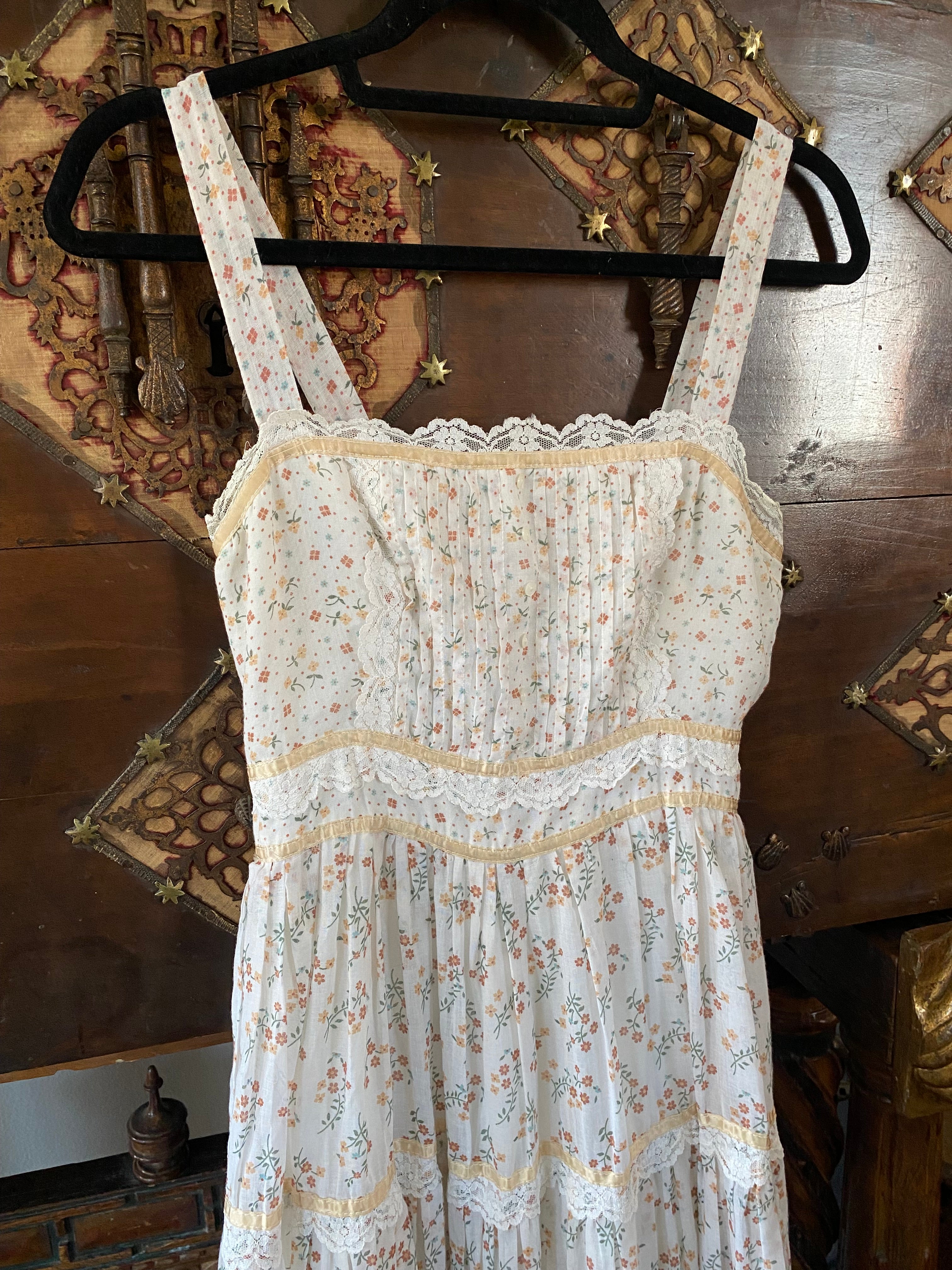 1970s Gunne Sax Golden Calico Maxi Sun Dress