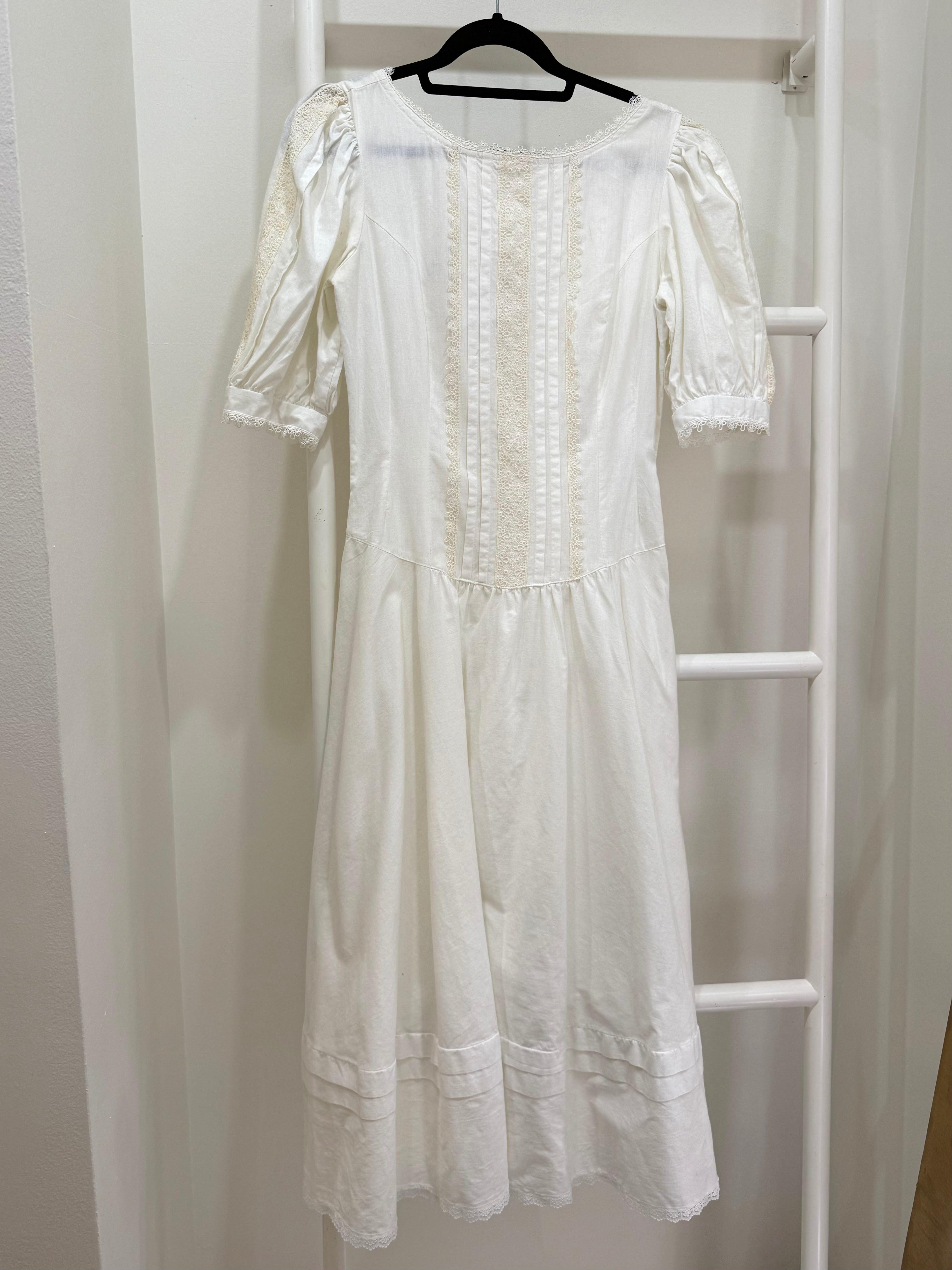 1980s Gunne Sax White Button Back Midi Dress