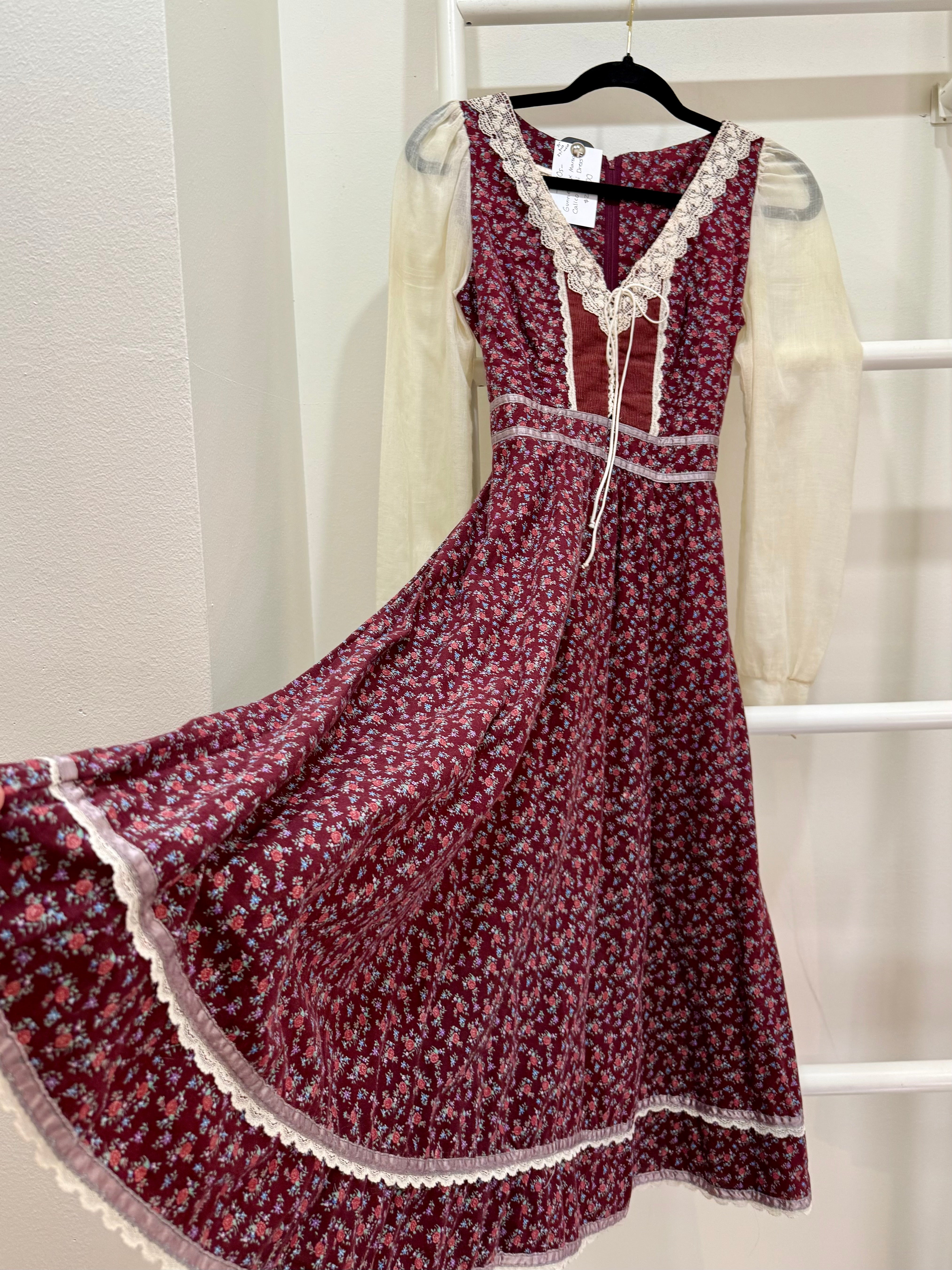 1970s Gunne Sax Burgundy Calico Midi Dress