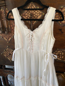 1970s Gunne Sax White & Pink Side Tie Sun Dress