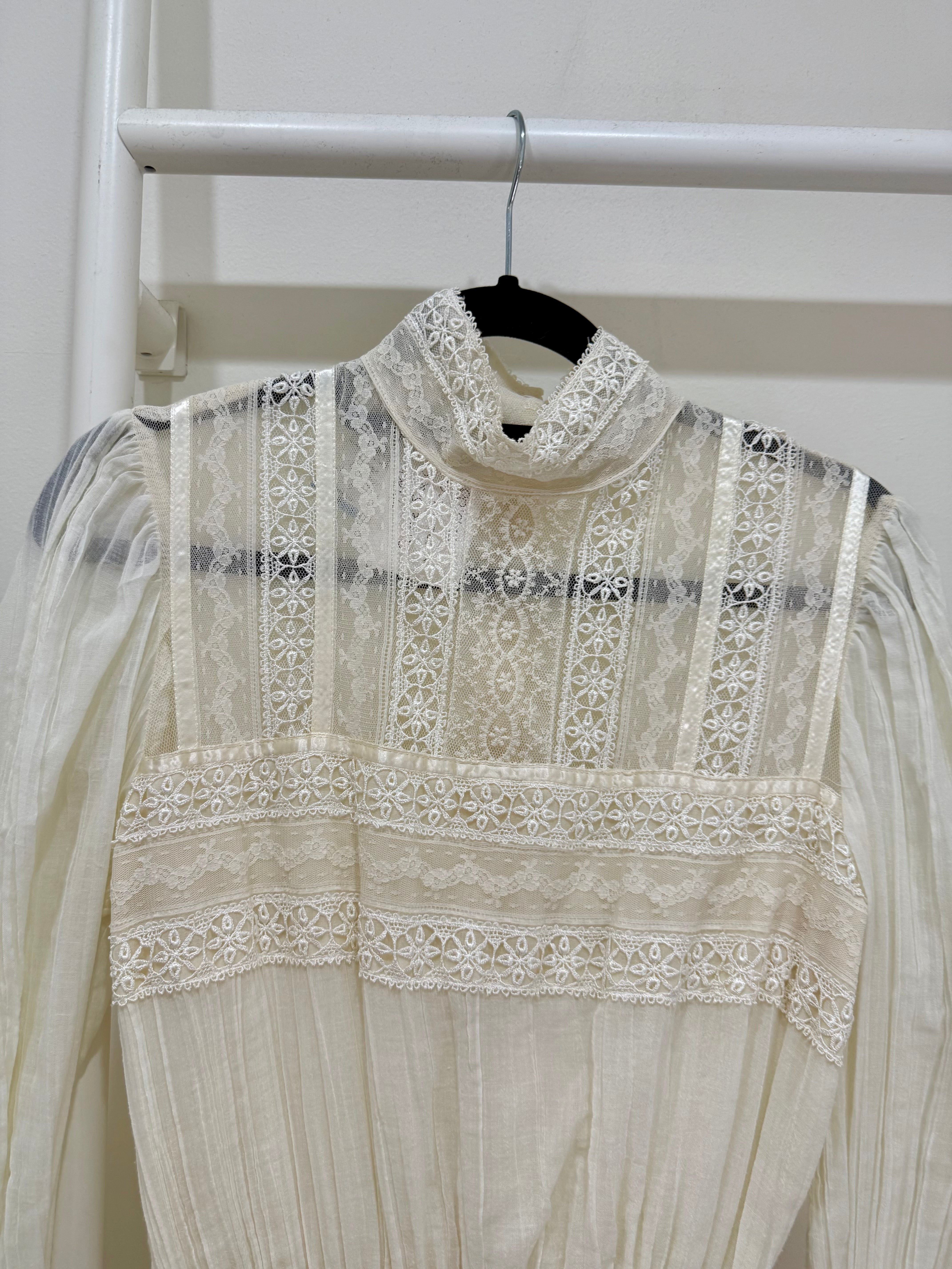 1980s Gunne Sax Cream Lace Top Midi Dress