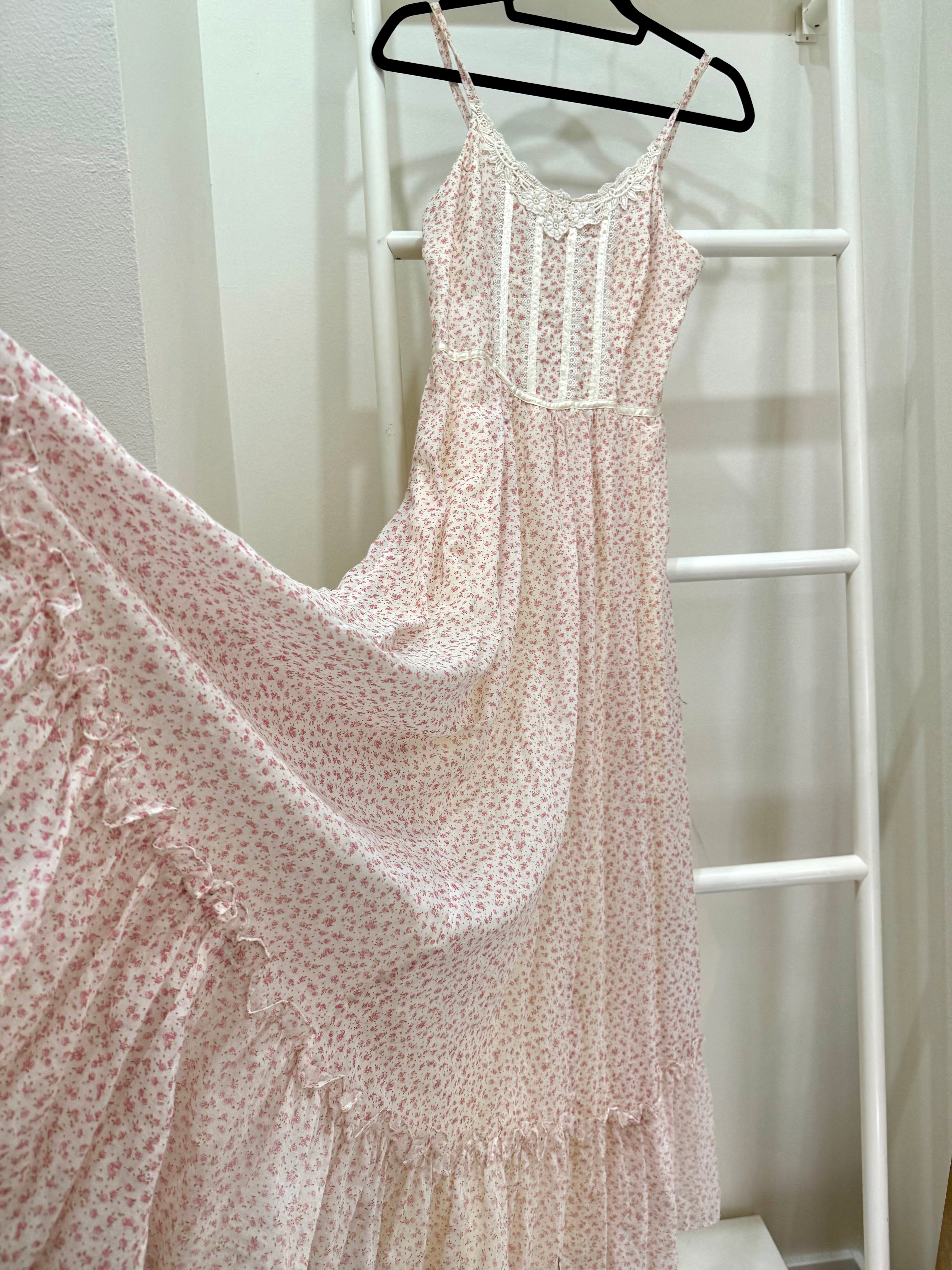 1970s Gunne Sax Pink Calico Maxi Sun Dress