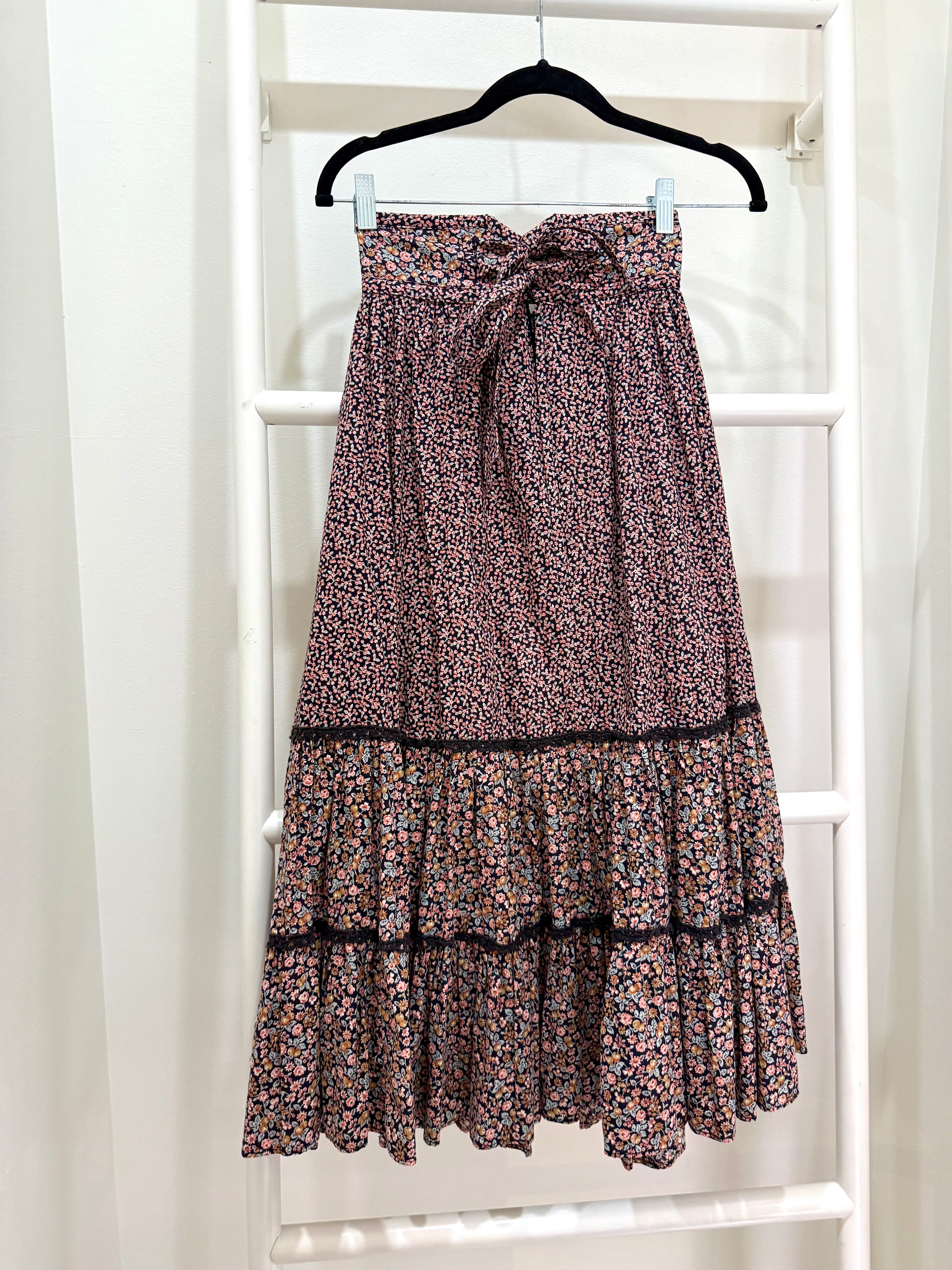 1970s Gunne Sax Berry Print Skirt