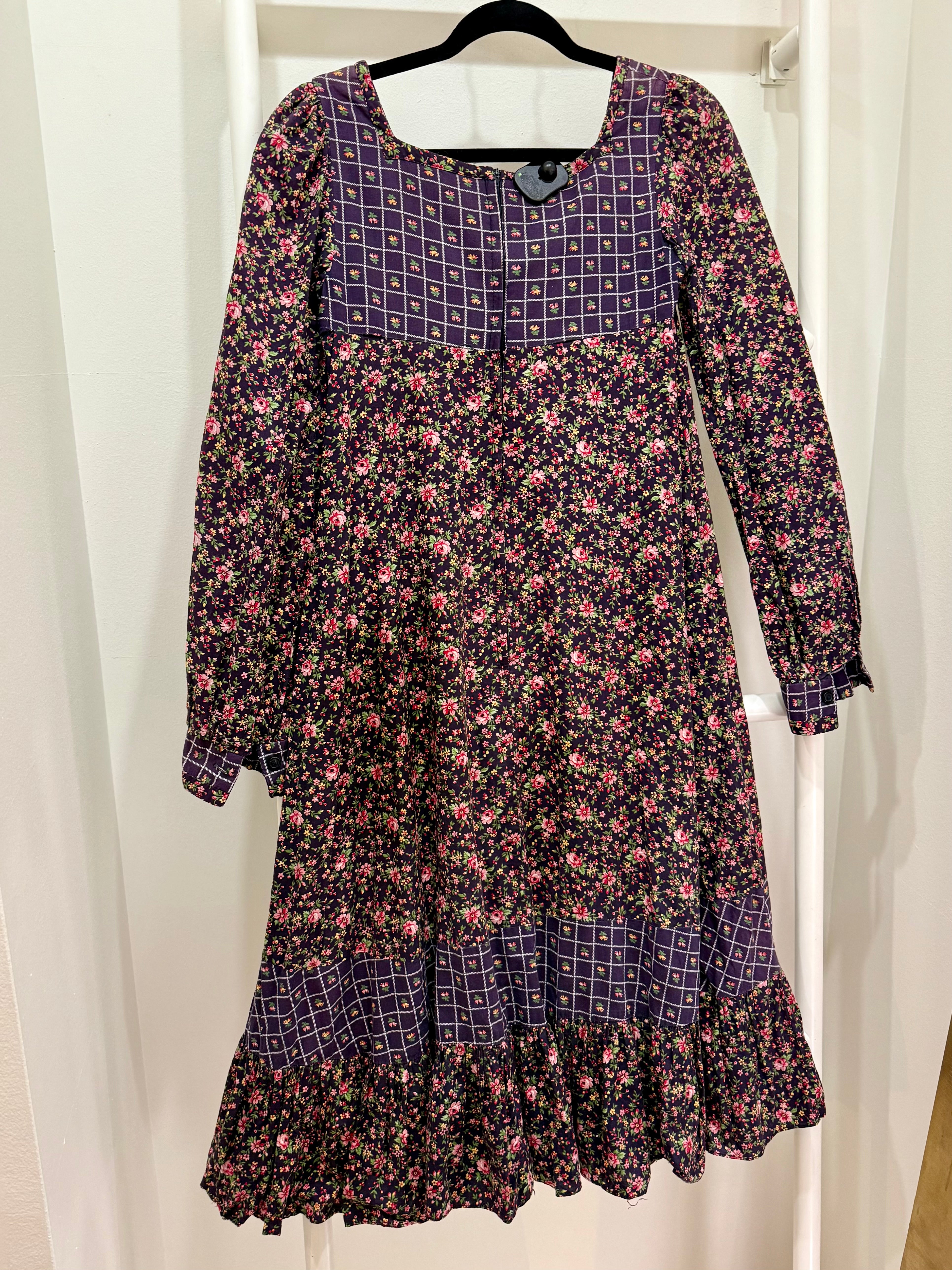 1970s Gunne Sax Calico Midi Tent Dress