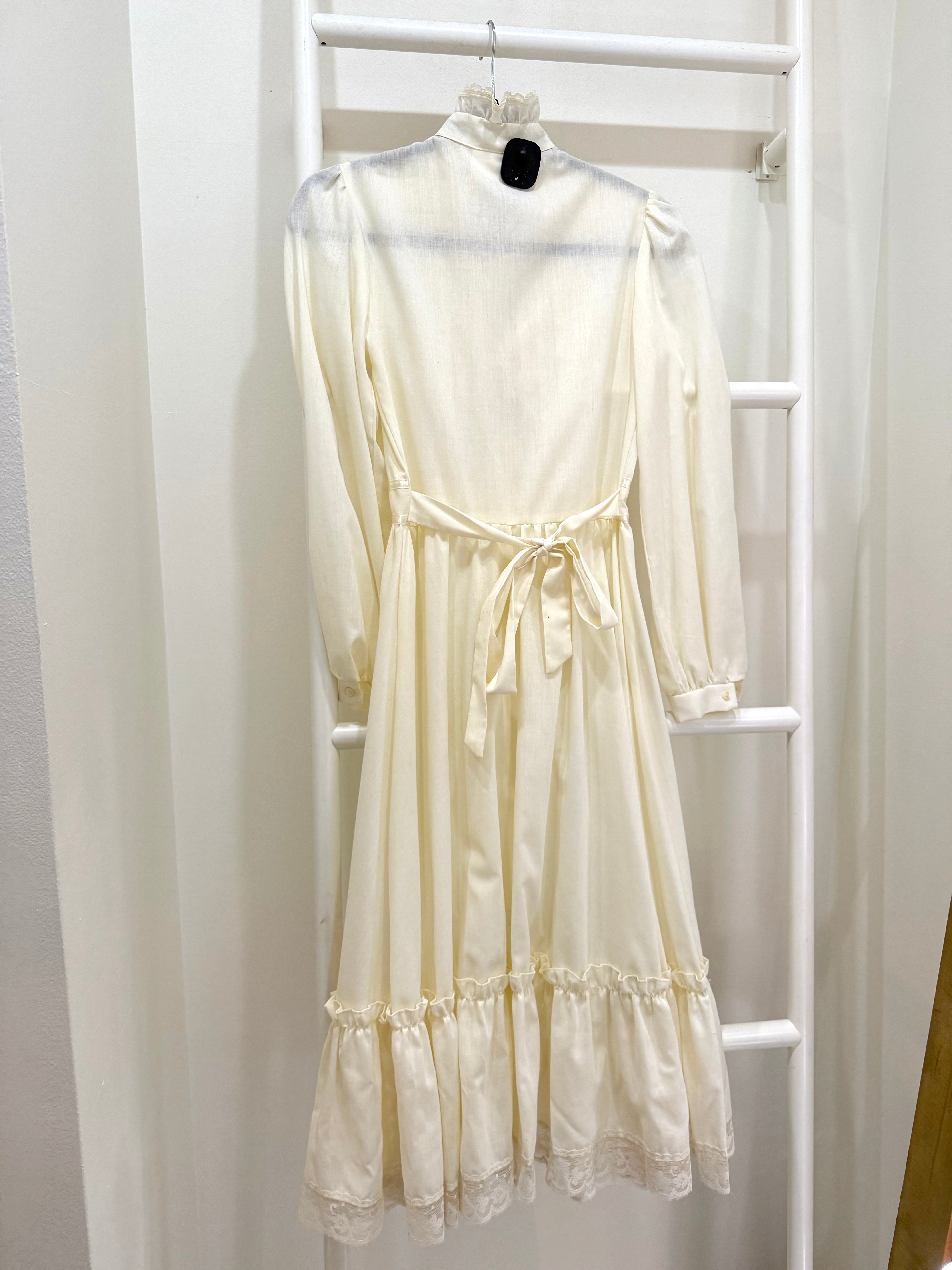 1970s Gunne Sax Cream Lace Button Up Midi Dress